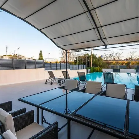 Villamarly I - Luxury House 100 From The Beach *