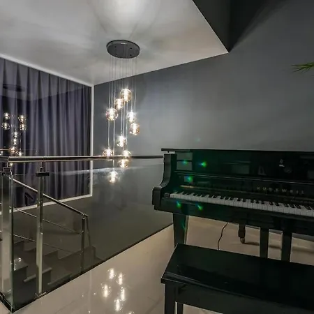 Villamarly I - Luxury House 100 From The Beach *