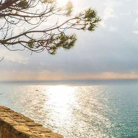 Villamarly I - Luxury House 100 From The Beach * Sitges