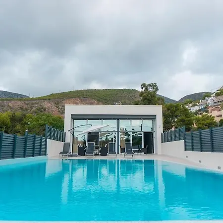 Villamarly I - Luxury House 100 From The Beach *