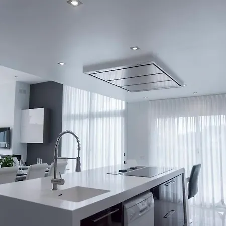Villamarly I - Luxury House 100 From The Beach Villa