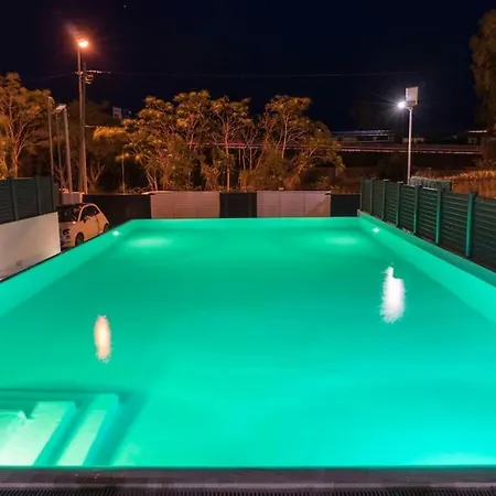 Villamarly I - Luxury House 100 From The Beach * Sitges
