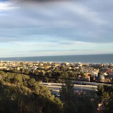 Villamarly I - Luxury House 100 From The Beach