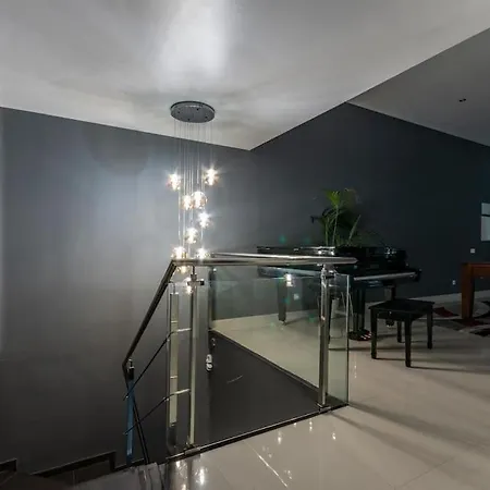Villamarly I - Luxury House 100 From The Beach * Sitges