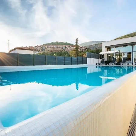 Villa Villamarly I - Luxury House 100 From The Beach Sitges